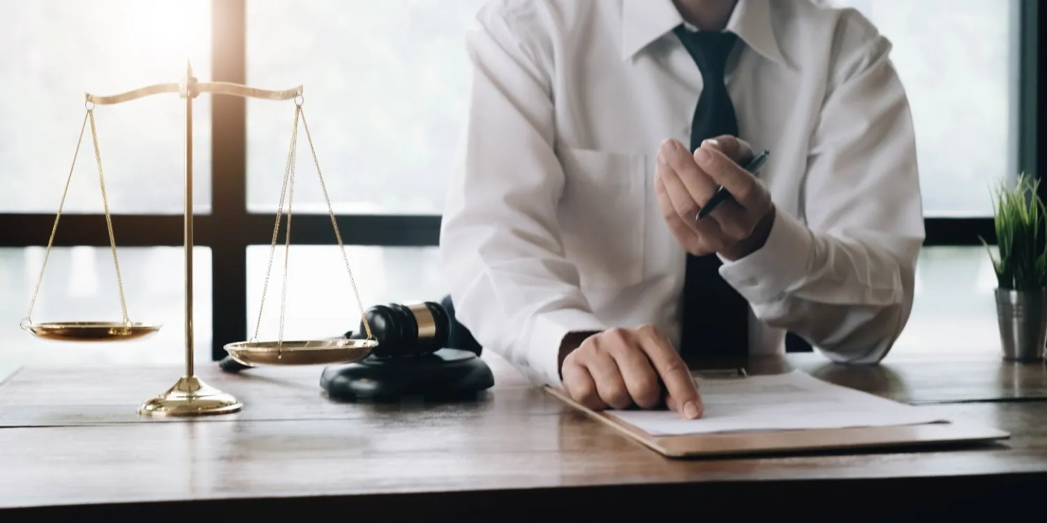 When to Call a Personal Injury Lawyer